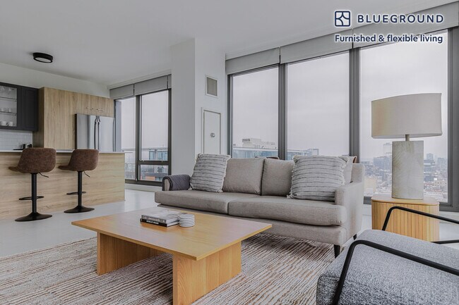 Photo - 1035 W Van Buren St Unit FL19-ID1167