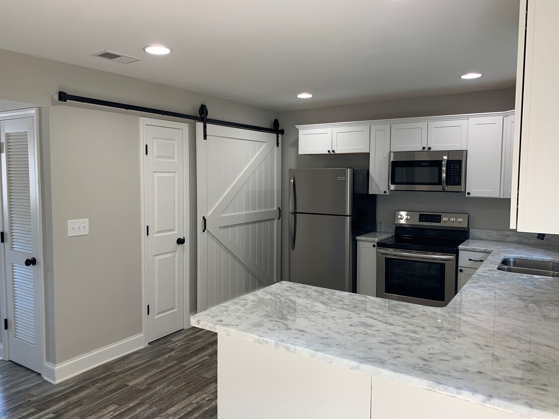 Floor Plan - 2 Bed, 1.5 Bath Model