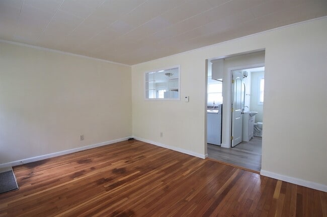 Photo - 10 Patricia St Unit A