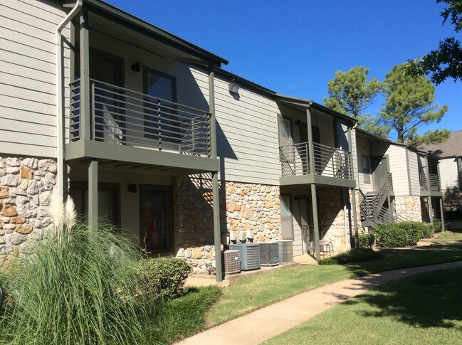 Bldg Exterior - The Hunt