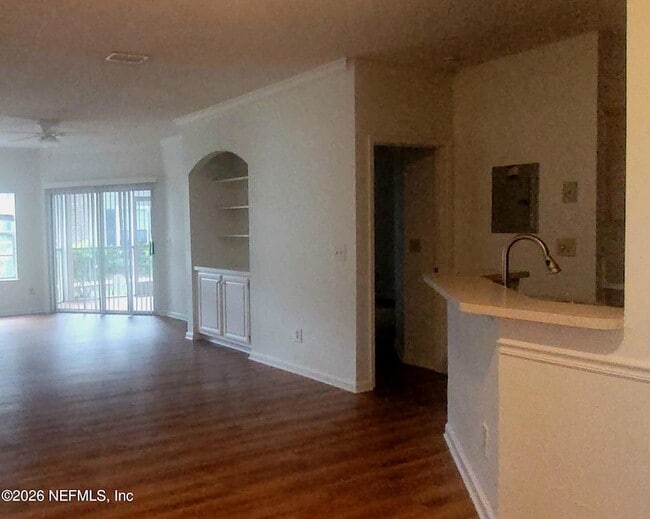 Photo - 10000 Gate Pkwy N Unit 512