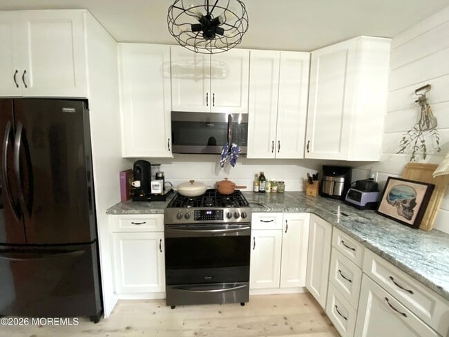 Photo - 1641 Elm Ave Unit 2