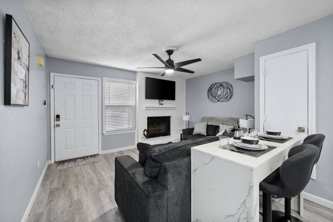 Photo - 105 Maple St Unit SI ID1580251P