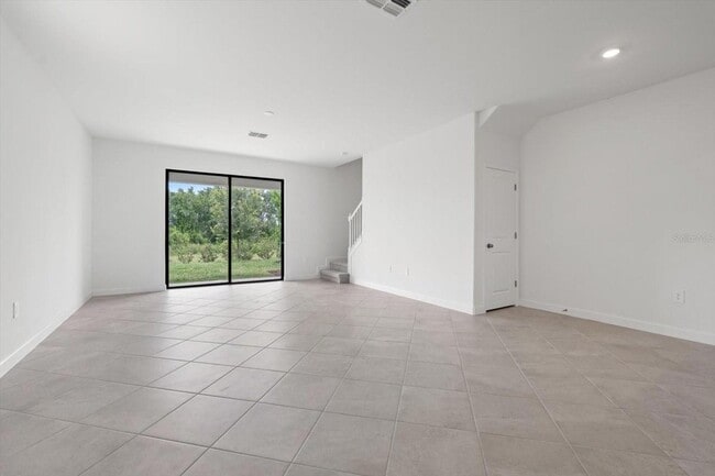 Photo - 14768 Lyla Ter