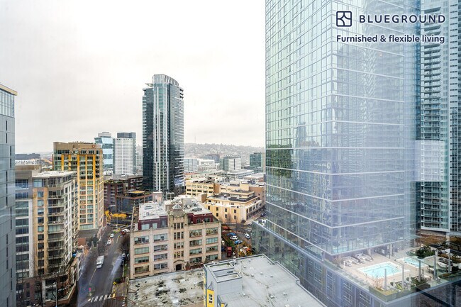 Photo - 2010 Terry Ave Unit FL16-ID982