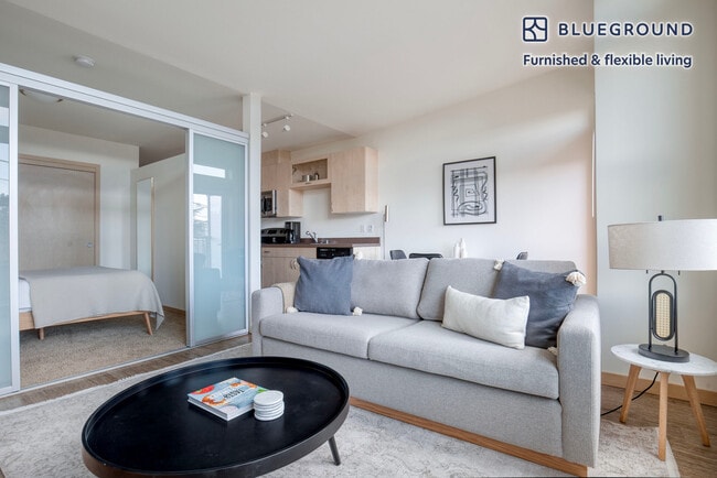 Photo - 3920 Stone Way N Unit FL4-ID566