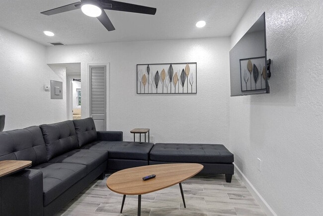 Photo - 1711 Asher Ln Unit ID1094225P