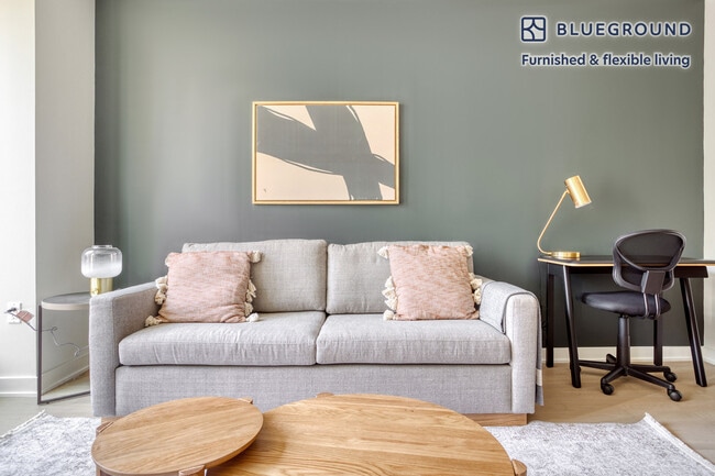 Photo - 28 K St SE Unit FL8-ID308