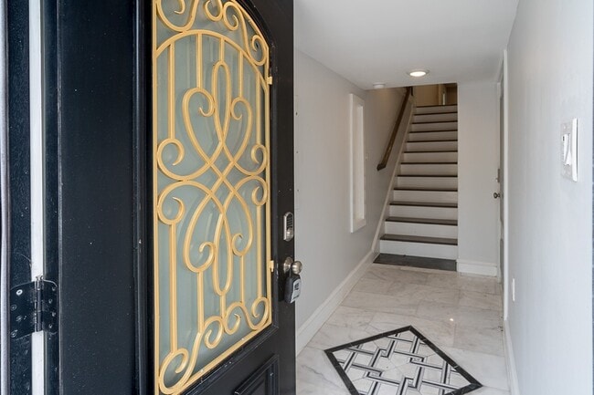 Photo - 1801 Rosenberg St