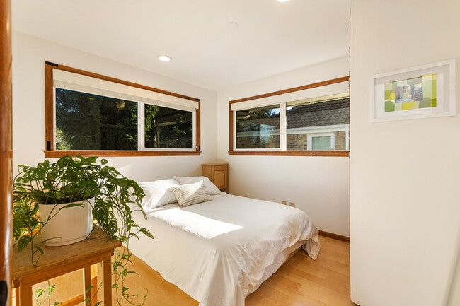 Photo - 10828 23rd Ave NE Unit ID1353851P