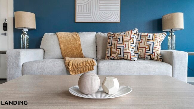 Building Photo - 2115 Windsor Blvd Unit 6201