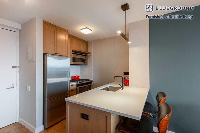 Photo - 560 W 43rd St Unit FL22-ID249