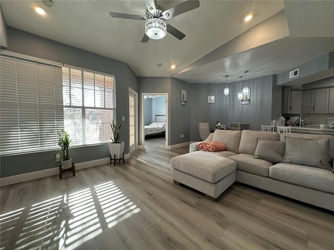 Photo - 5554 Metrowest Blvd Unit 4-312