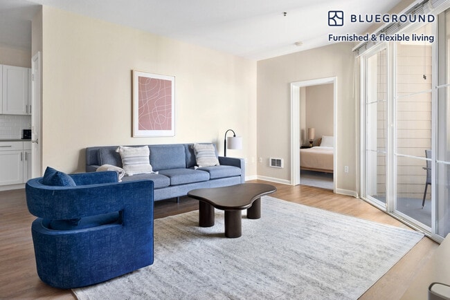 Building Photo - 5684 Bay St Unit FL5-ID1989