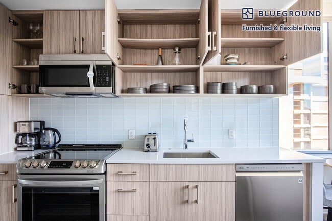 Photo - 400 Army Navy Dr Unit FL13-ID273