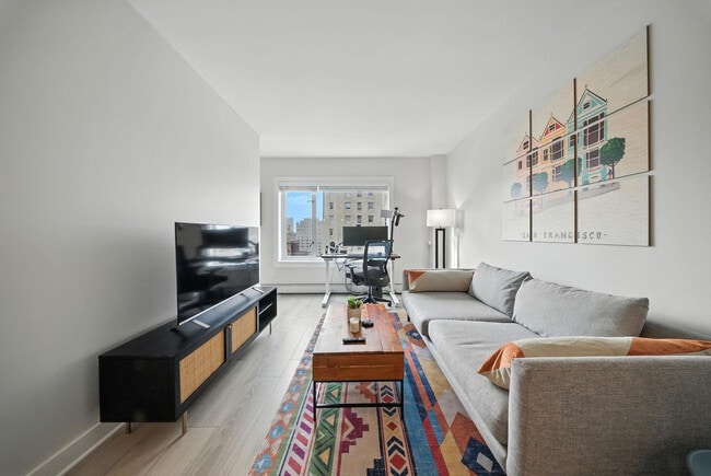 Photo - 899 Pine St Unit FL16-ID1245522P