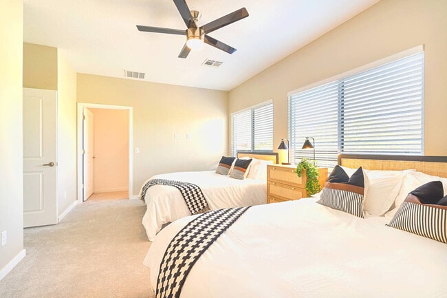 Photo - 16601 N Parkview Pl Unit ID1335739P