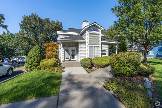 Entrance - Revere Ridge