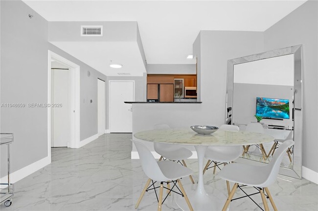 Photo - 335 S Biscayne Blvd Unit 4104