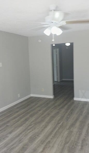 Photo - 407 E Homan Ave