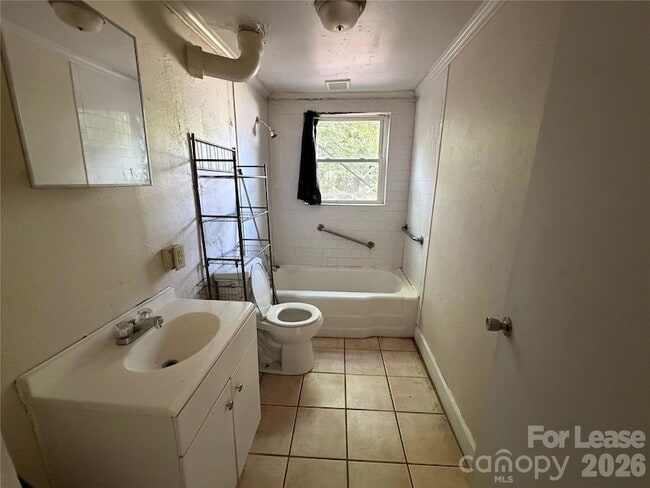 Photo - 325 Chambers St Unit 327