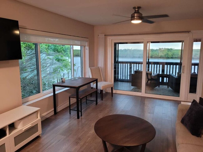 Building Photo - 903 Bahia Del Sol Dr Unit SI ID1497740P