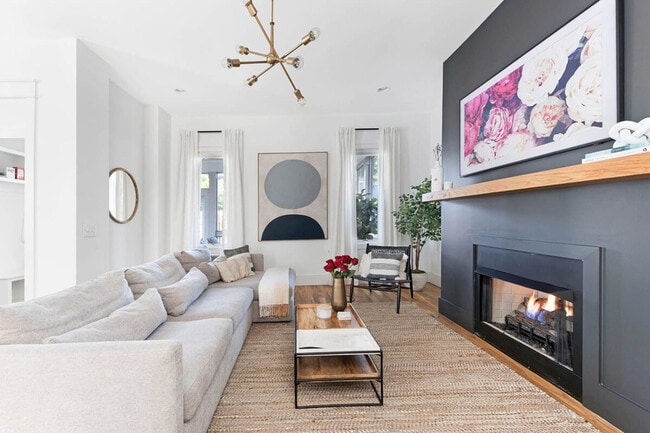 Photo - 918 11th Ave N Unit ID1043926P