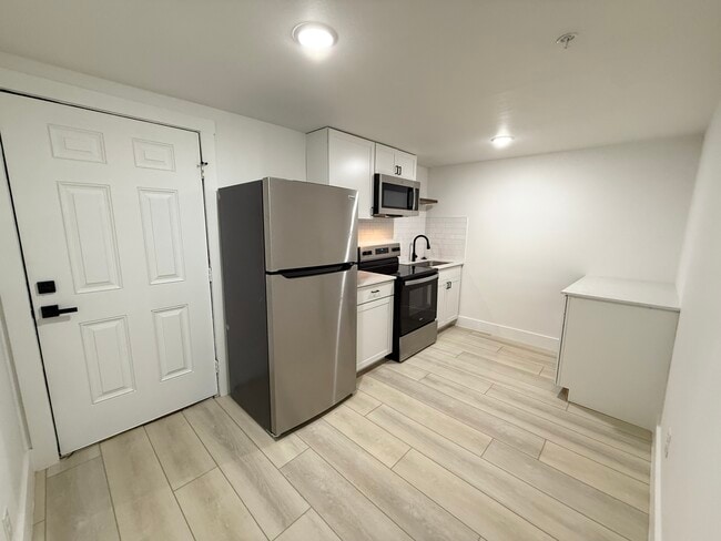 Photo - 2204 W San Antonio St