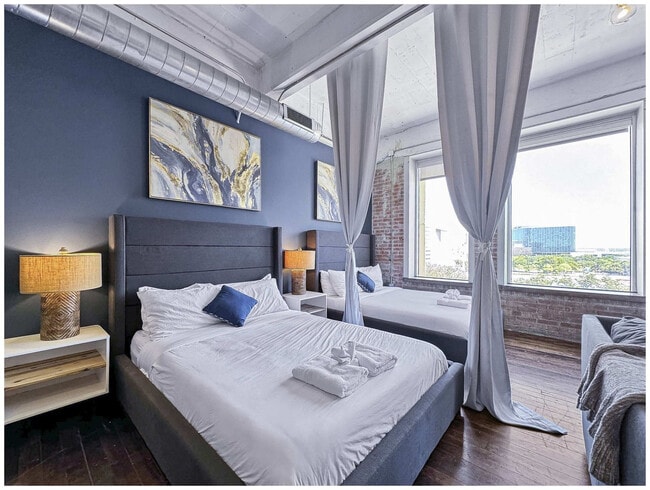 Photo - 555 Evergreen St Unit ID1075579P