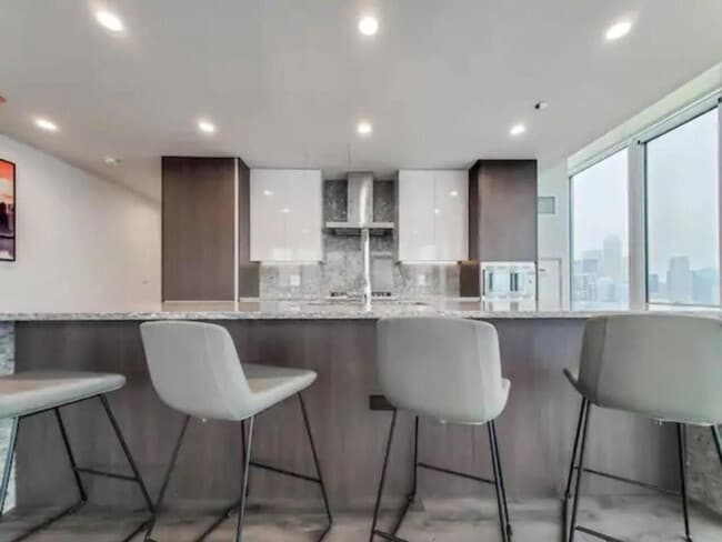 Photo - 1131 N Wells St Unit ID407344P