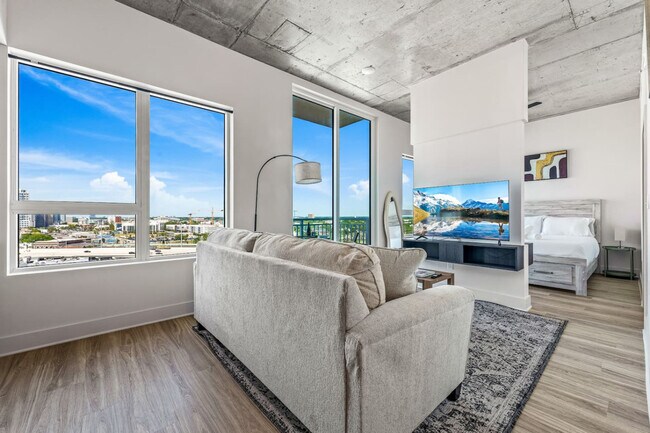 Photo - 617 N 12th St Unit ID1313907P