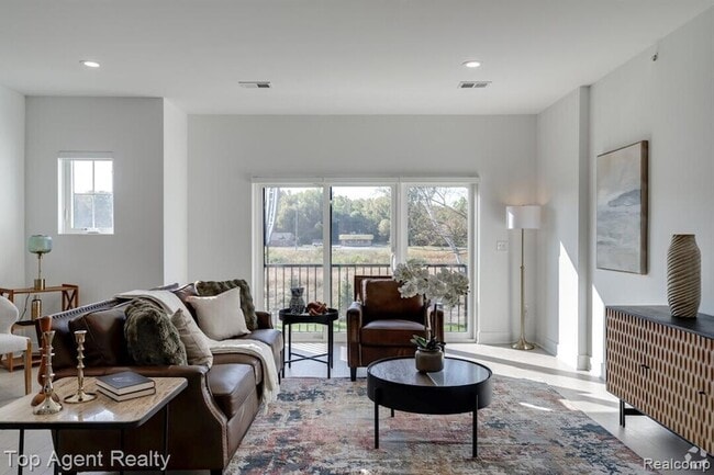 Building Photo - 31811 Gabby Ct