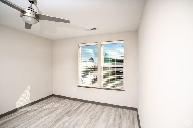 3BR,2BA - 1,422SF - Brightleaf on Main