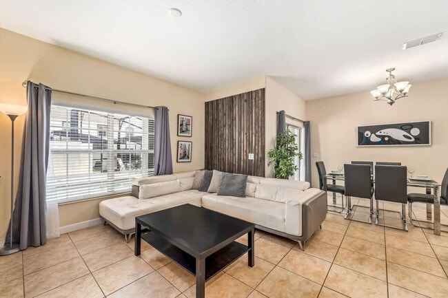 Photo - 4900 Clock Tower Dr Unit ID1018193P