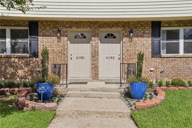 Photo - 6180 MILNE Blvd