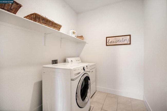 Photo - 163 Canary Creek Way