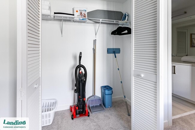 Photo - 200 NE 1st Ave Unit 832