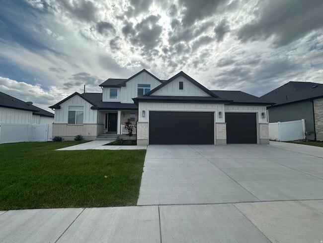 Building Photo - 2541 N Fall Breeze Wy