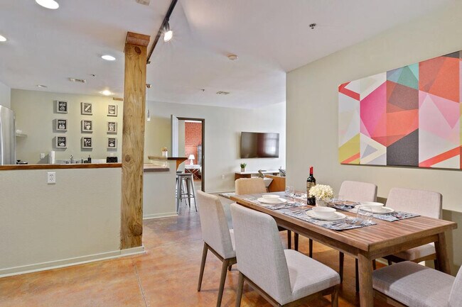 Photo - 1039 Constance St Unit ID1265375P