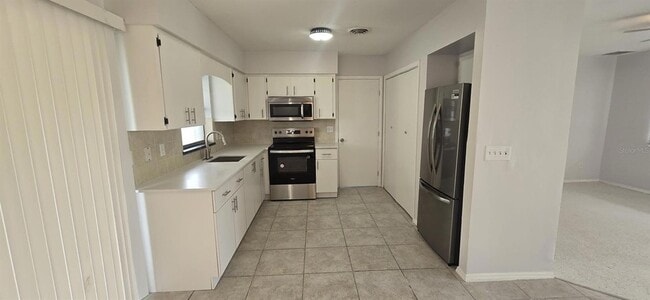 Photo - 1785 Elinor Pl