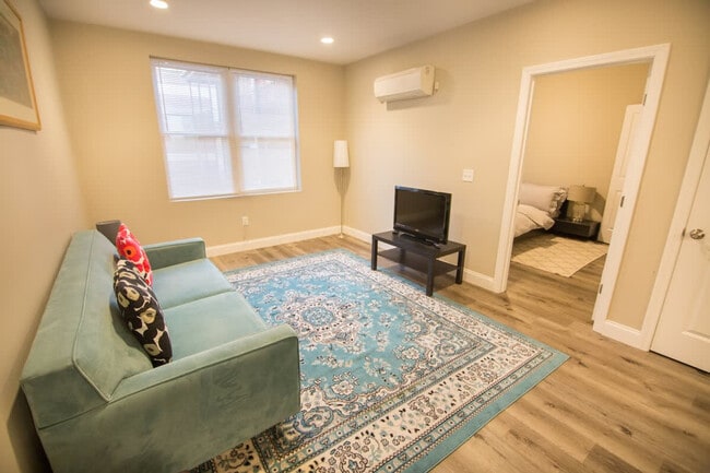 Photo - 140 Pearl St Unit SI ID1470150P