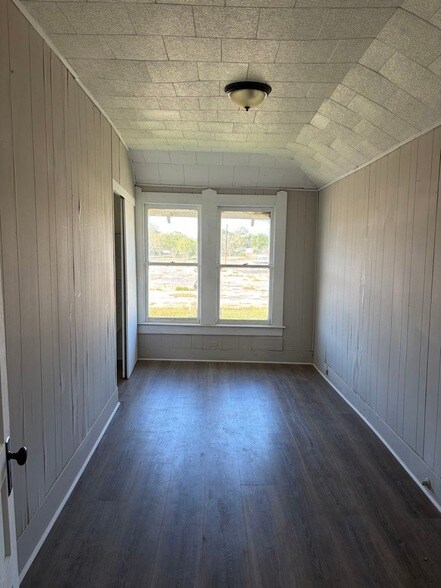 Photo - 931 9th Ave Unit 2