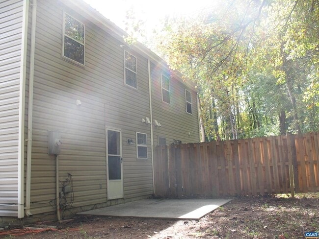 Photo - 270 Albert Ct