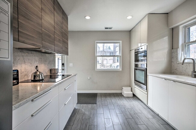 Photo - 696 Crescent Ct Unit ID1306272P