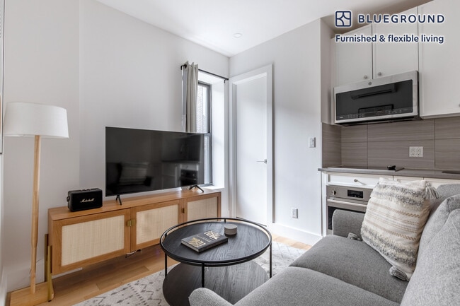 Photo - 236 W 10th St Unit FL4-ID1334