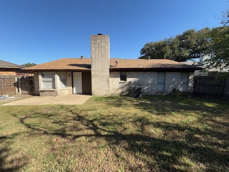 Photo - 6920 Misty Meadow Dr S