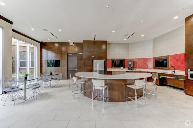 Club Room - Domain on the Parkway