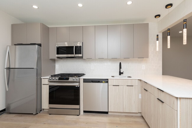 Photo - Rose Garden Apartments