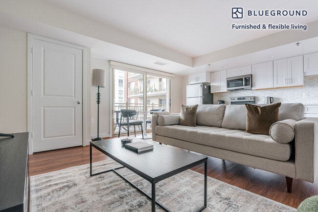 Building Photo - 4001 9th St N Unit SI FL13-ID1174