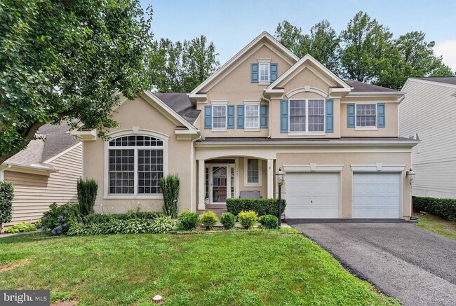 Building Photo - 13016 Pilgrims Inn Dr